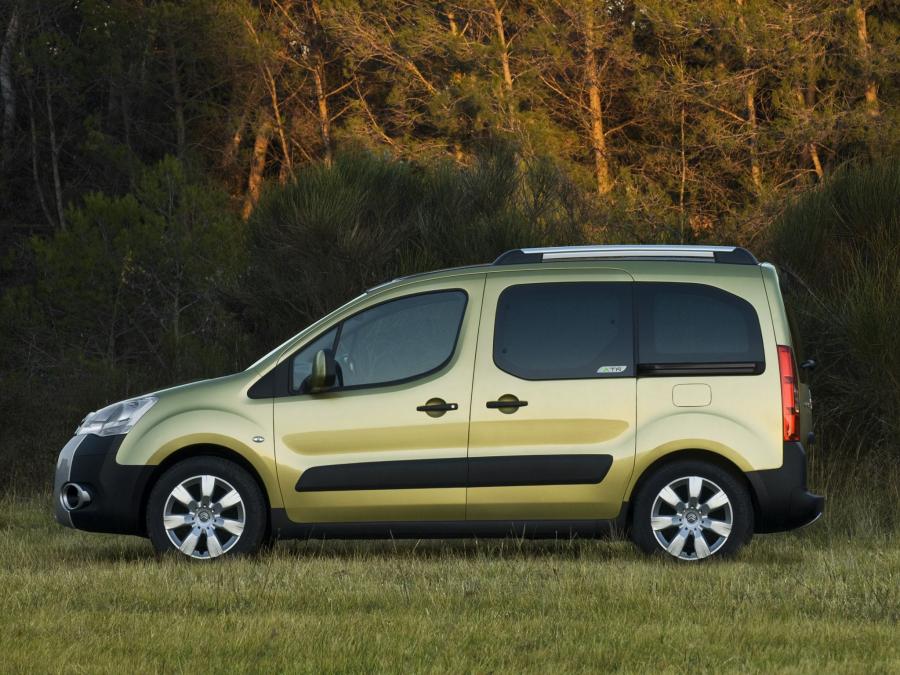  Citroen Berlingo XTR Multispace 2008 года  (фото 10 из 20)
